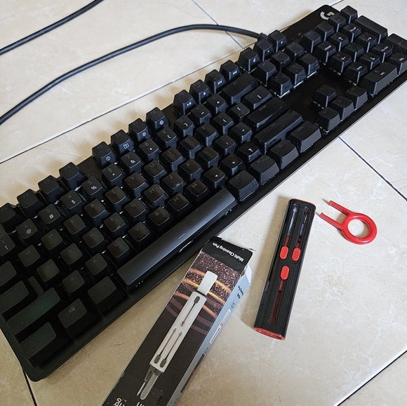 Logitech G512 SE mechanical gaming keyboard - Picture 5 of 5